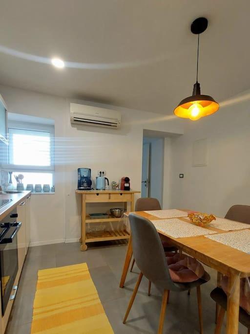 Holiday Home Babi Baska Voda Luaran gambar